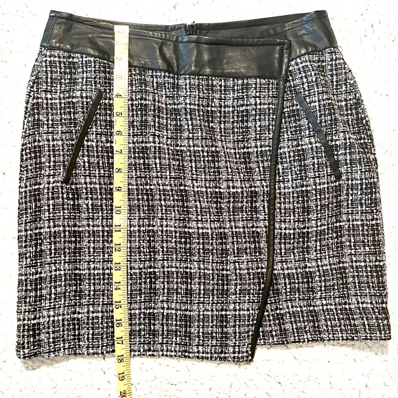 OUTBACK RED Women’s Mini Skirt with Faux Leather Trim in Black & White - Picture 9 of 10